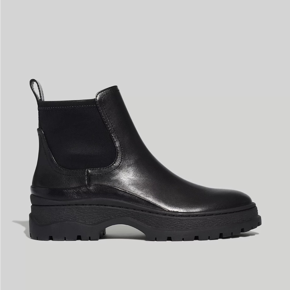 Madewell Dani Chelsea Lugsole Boot - Picture 2 of 4